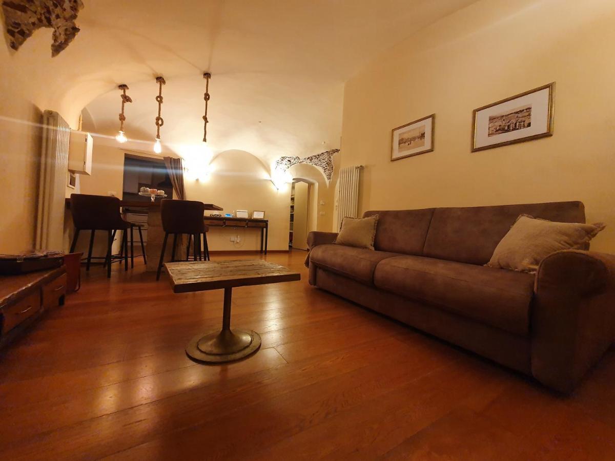 Il Nido Del Borgo Apartment Genoa Luaran gambar